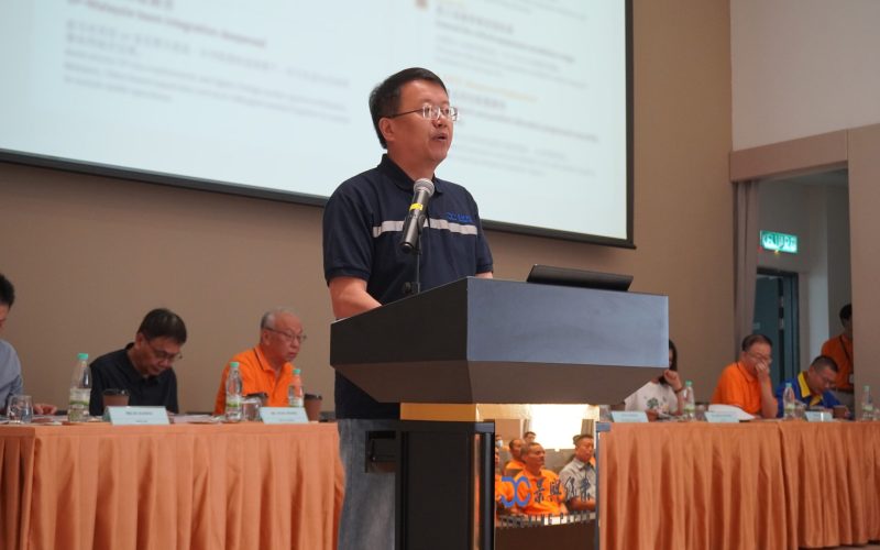 DSC00604 (blurred background).JPG